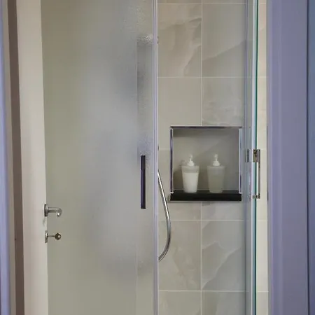 L'elefante Oda ve Kahvaltı 4*