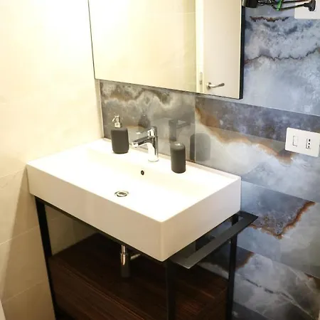 L'elefante Oda ve Kahvaltı