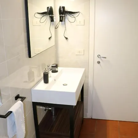 Oda ve Kahvaltı L'elefante 4*