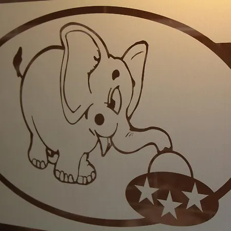 Couette-café L'elefante 3*